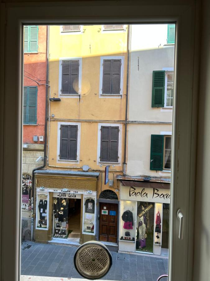 Punta Pineda Apartment La Spezia